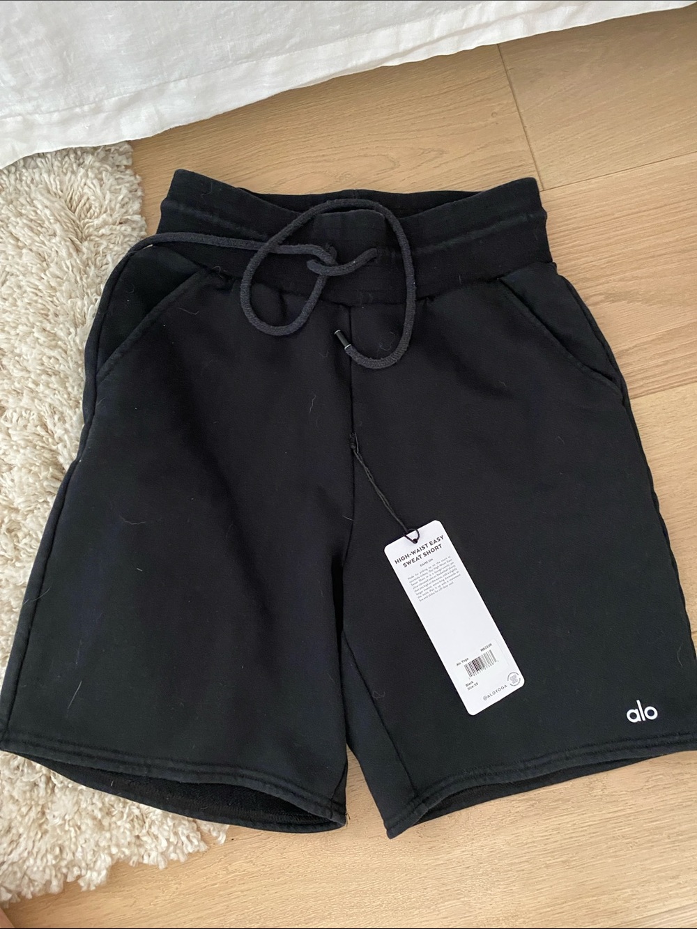 ALO HIGH WAIST EASY SWEAT SHORTS